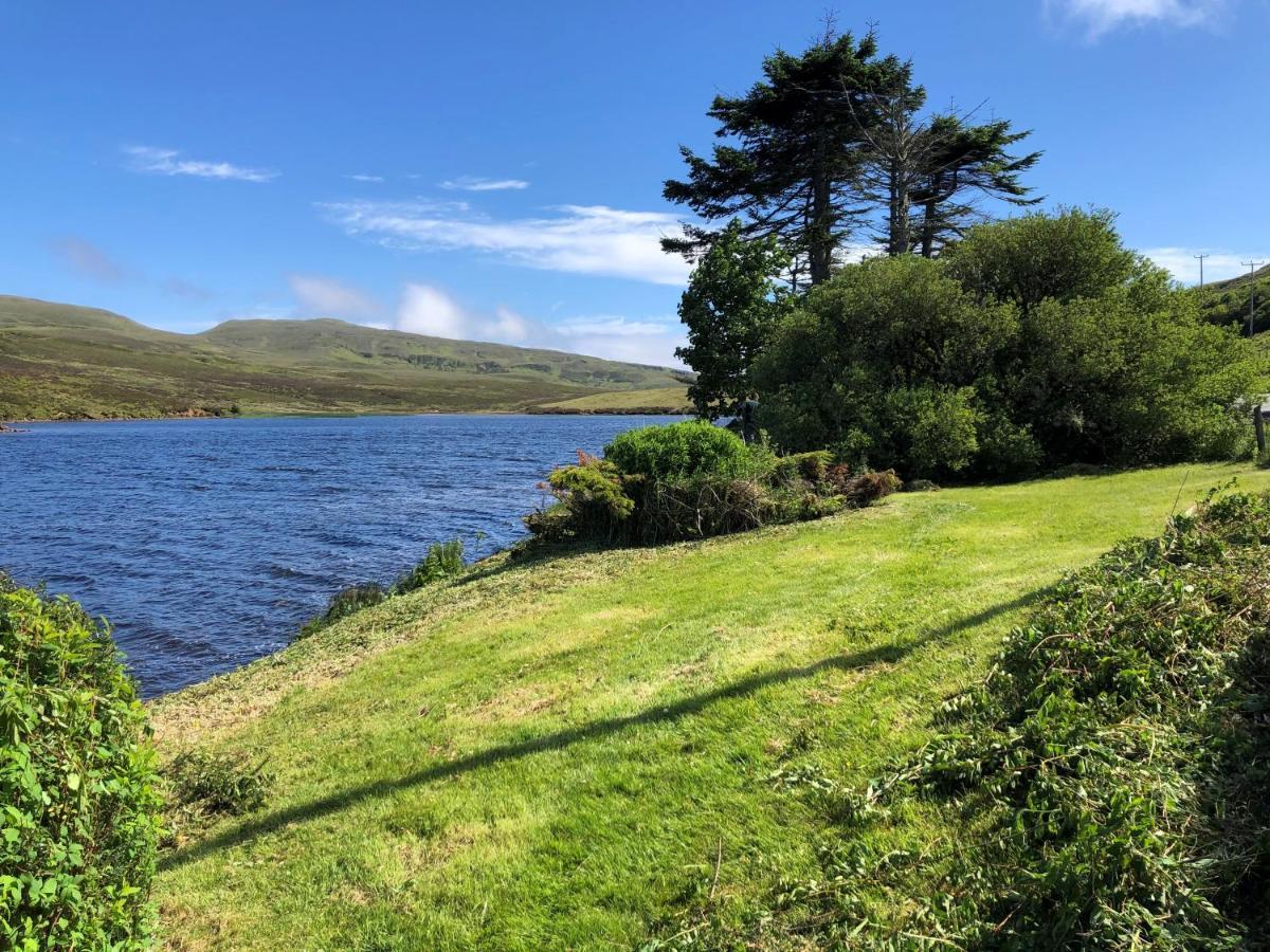 The Lodge In The Loch Portree Exterior photo